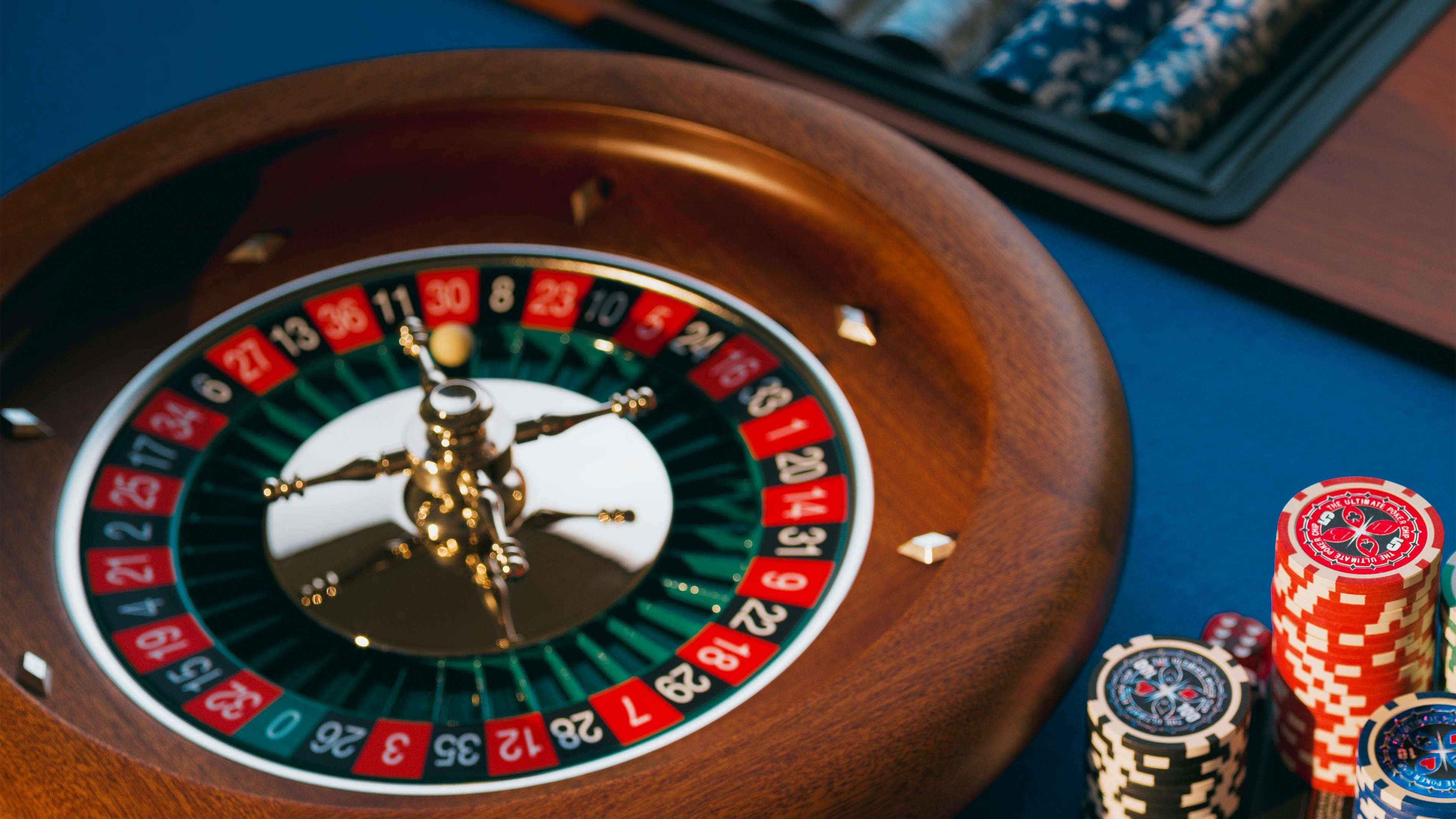 202pub platform interface showing sports betting and live casino options for Filipino players